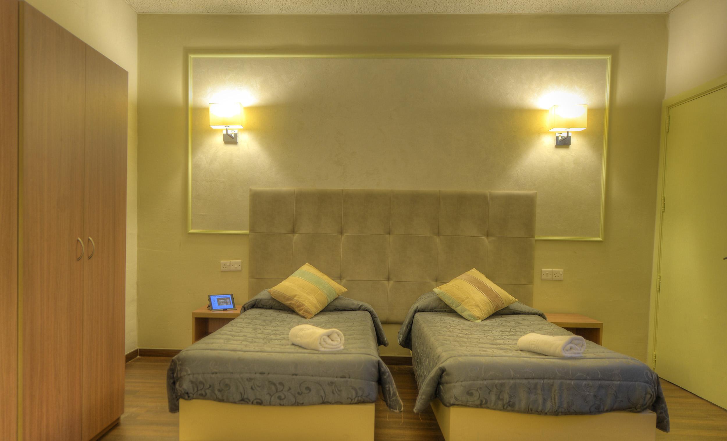 Europa Hotel 2*