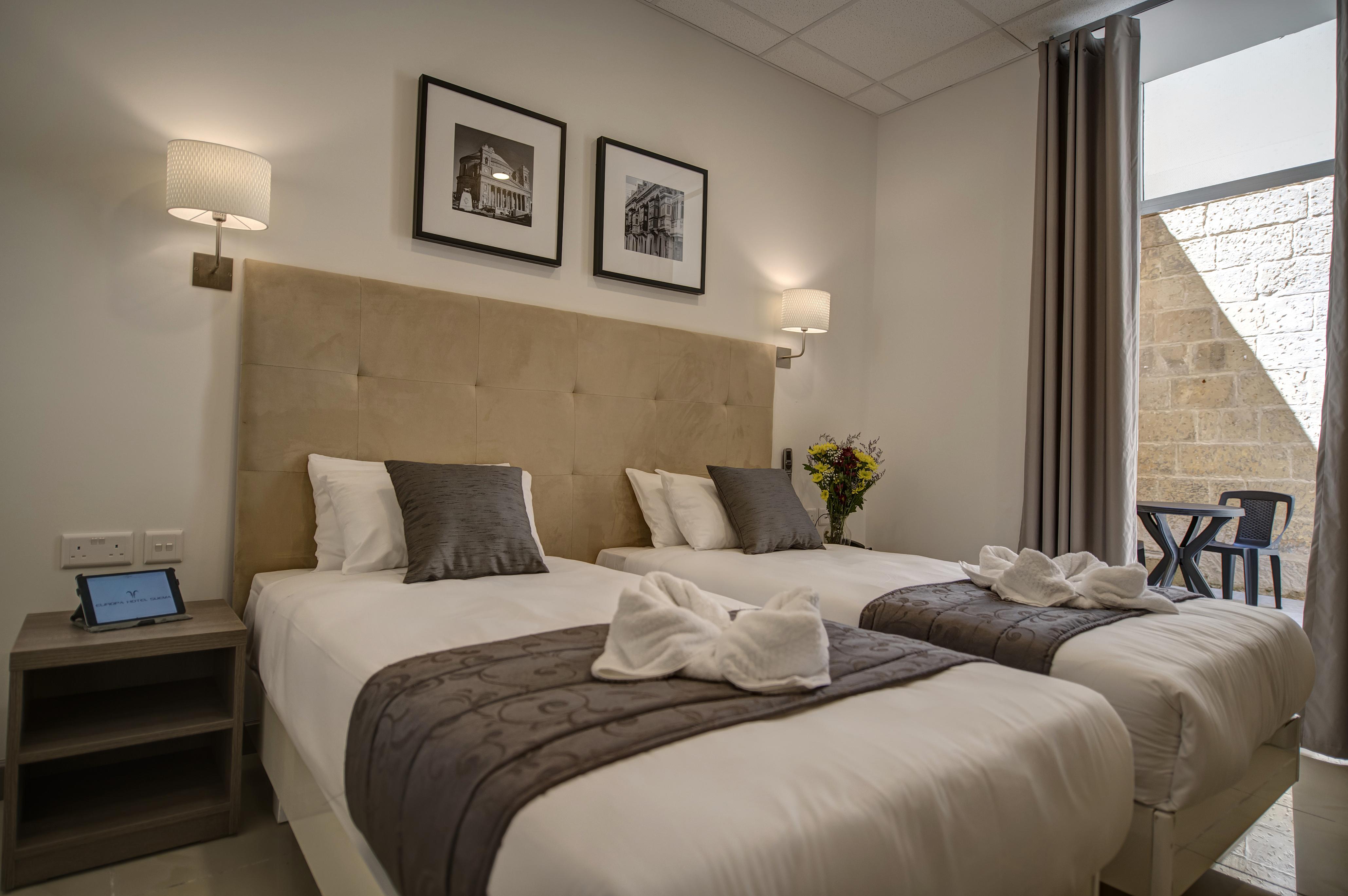 Europa Hotel 2*